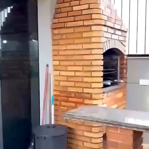 Churrasqueira de tijolos com bancada
